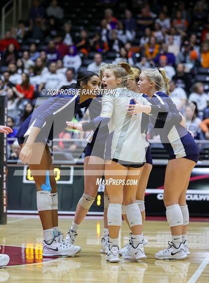 Thumbnail 1 in Brandeis vs. Keller (UIL Volleyball 6A Finals) photogallery.