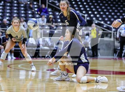 Thumbnail 2 in Brandeis vs. Keller (UIL Volleyball 6A Finals) photogallery.
