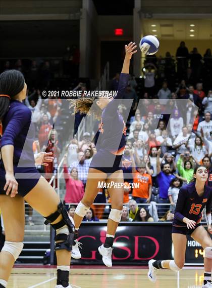 Thumbnail 2 in Brandeis vs. Keller (UIL Volleyball 6A Finals) photogallery.