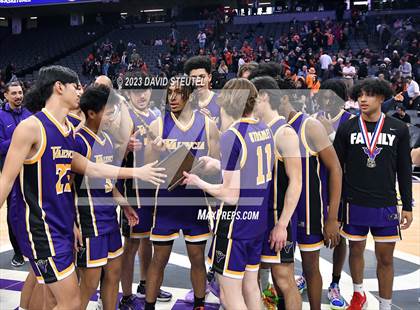 Thumbnail 3 in Valencia vs. Half Moon Bay (CIF State D4 Final) photogallery.