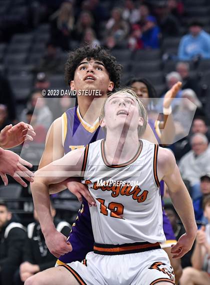 Thumbnail 1 in Valencia vs. Half Moon Bay (CIF State D4 Final) photogallery.