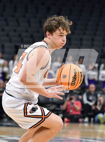 Thumbnail 3 in Valencia vs. Half Moon Bay (CIF State D4 Final) photogallery.