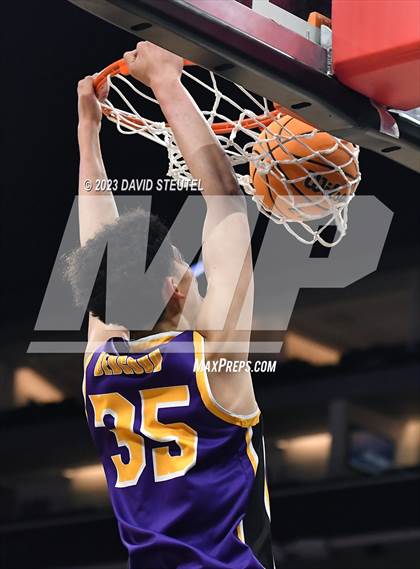 Thumbnail 1 in Valencia vs. Half Moon Bay (CIF State D4 Final) photogallery.
