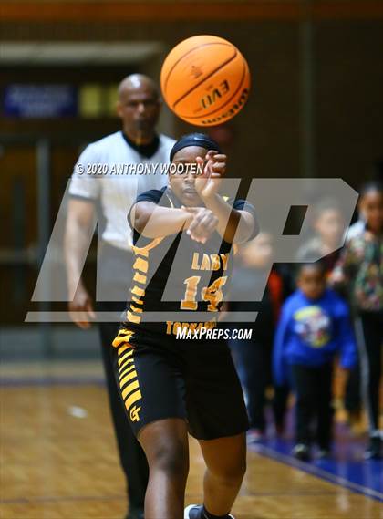Thumbnail 1 in Fairmont @ Westover photogallery.
