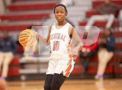 Thumbnail 1 in Chapel Hill vs Central (Hardwood Invitational) photogallery.