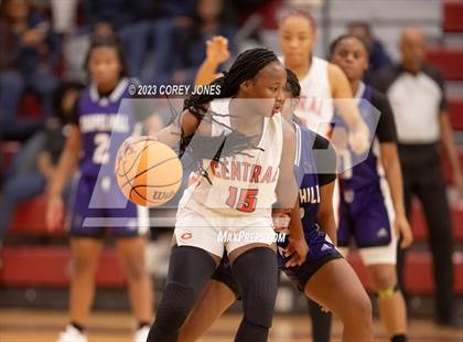 Thumbnail 2 in Chapel Hill vs Central (Hardwood Invitational) photogallery.