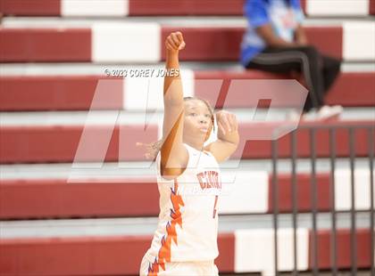 Thumbnail 1 in Chapel Hill vs Central (Hardwood Invitational) photogallery.