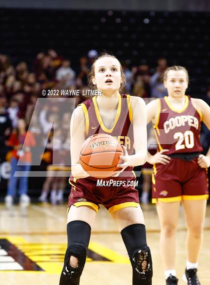 Thumbnail 3 in Cooper vs Ryle (9th Region Championship) photogallery.
