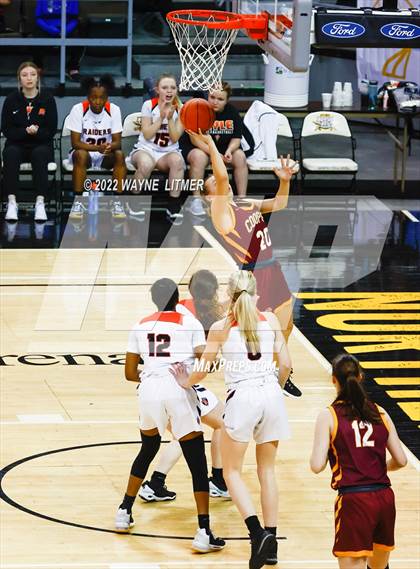 Thumbnail 2 in Cooper vs Ryle (9th Region Championship) photogallery.