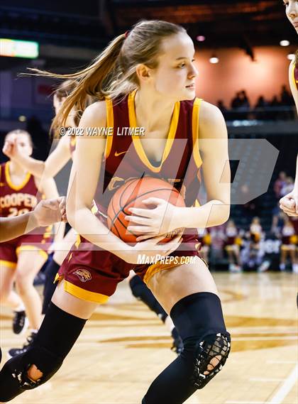 Thumbnail 3 in Cooper vs Ryle (9th Region Championship) photogallery.