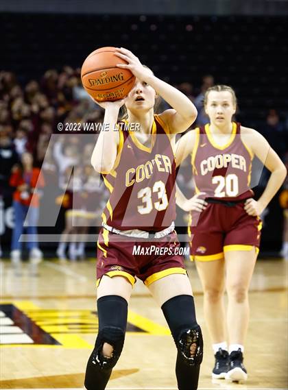 Thumbnail 1 in Cooper vs Ryle (9th Region Championship) photogallery.