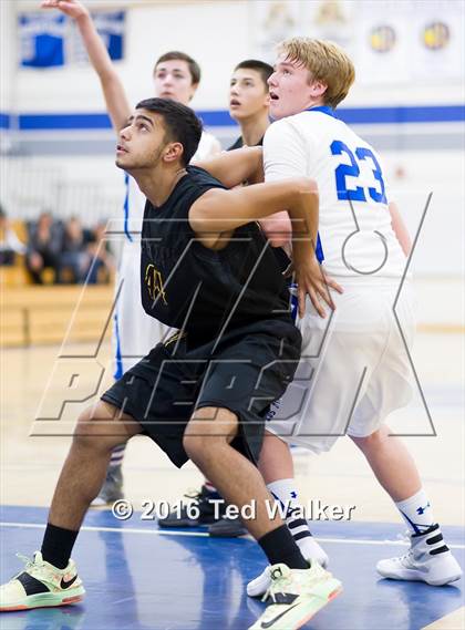 Thumbnail 1 in Wilcox @ Los Altos photogallery.