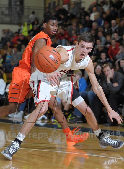 Thumbnail 3 in Whitney Young vs. Clackamas (Les Schwab Invitational) photogallery.