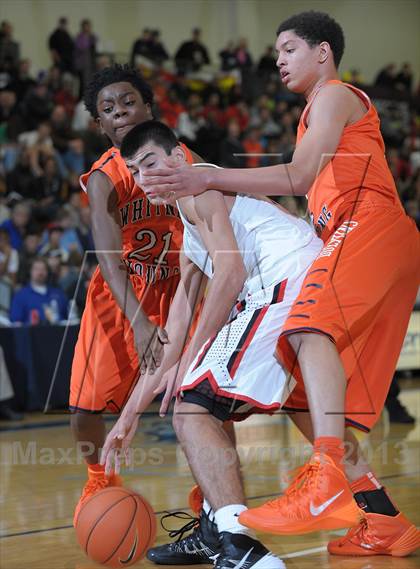 Thumbnail 3 in Whitney Young vs. Clackamas (Les Schwab Invitational) photogallery.