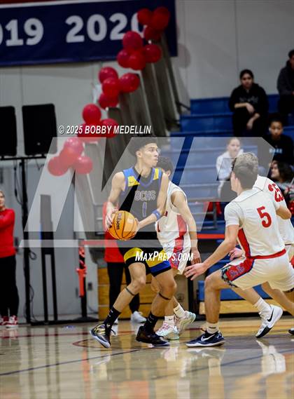 Thumbnail 2 in Bakersfield Christian @ Buchanan (CIF CS Division I Quarterfinal) <B>Quality Issues</B> photogallery.