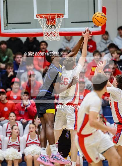 Thumbnail 3 in Bakersfield Christian @ Buchanan (CIF CS Division I Quarterfinal) <B>Quality Issues</B> photogallery.