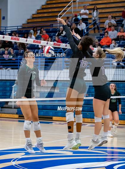 Thumbnail 3 in Ardrey Kell vs. Green Hope (NCHSAA 4A Final) photogallery.
