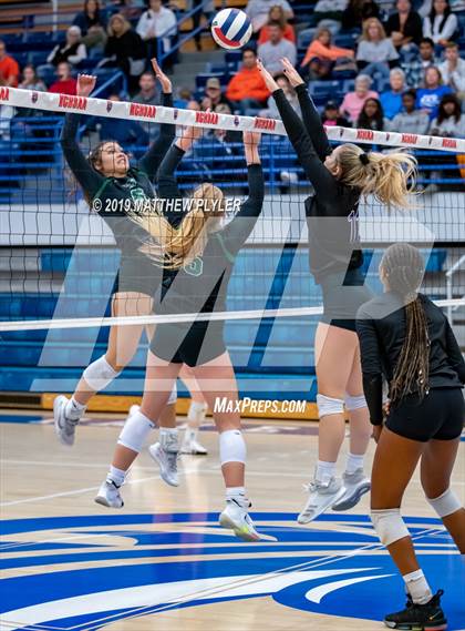 Thumbnail 1 in Ardrey Kell vs. Green Hope (NCHSAA 4A Final) photogallery.