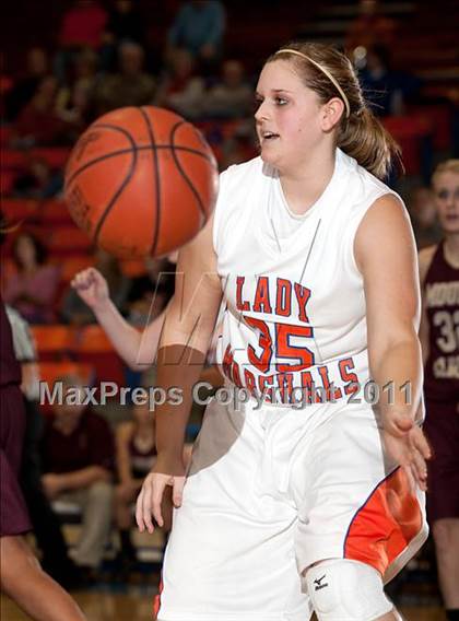 Thumbnail 2 in Mt. Carmel @ Marshall County (Marshall County Hoopfest) photogallery.