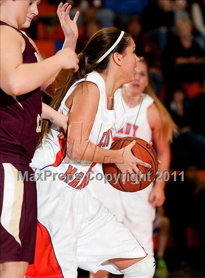 Thumbnail 1 in Mt. Carmel @ Marshall County (Marshall County Hoopfest) photogallery.