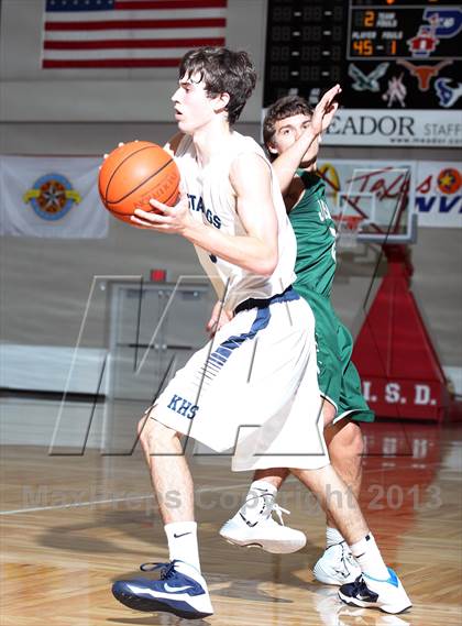 Thumbnail 3 in Kingwood vs. Strake Jesuit (McDonald's Texas Invitational) photogallery.