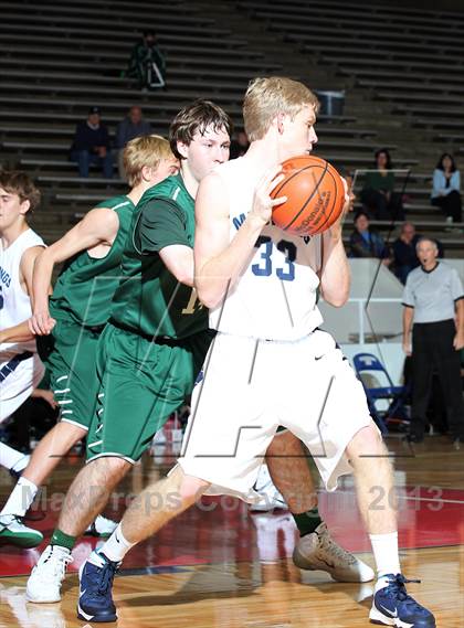 Thumbnail 1 in Kingwood vs. Strake Jesuit (McDonald's Texas Invitational) photogallery.