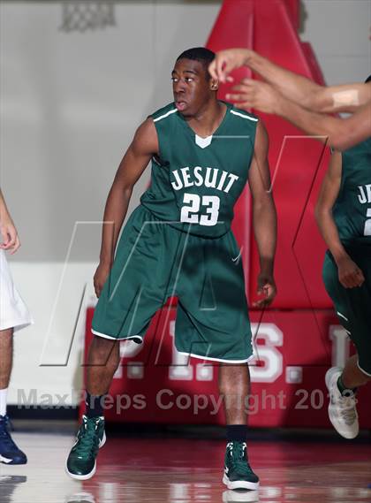Thumbnail 3 in Kingwood vs. Strake Jesuit (McDonald's Texas Invitational) photogallery.