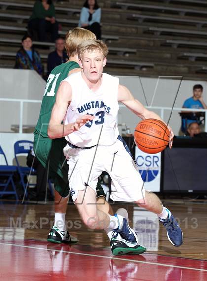 Thumbnail 2 in Kingwood vs. Strake Jesuit (McDonald's Texas Invitational) photogallery.