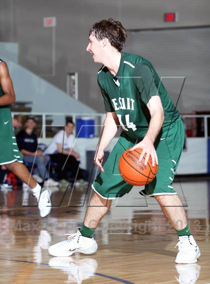 Thumbnail 1 in Kingwood vs. Strake Jesuit (McDonald's Texas Invitational) photogallery.
