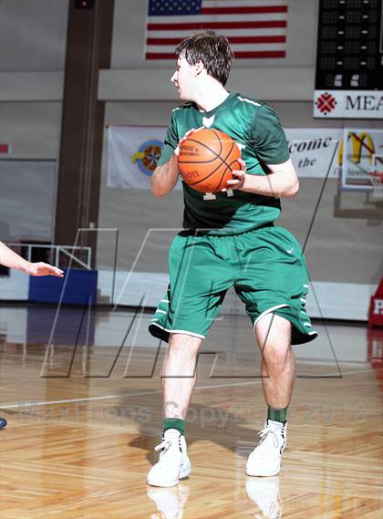 Thumbnail 3 in Kingwood vs. Strake Jesuit (McDonald's Texas Invitational) photogallery.