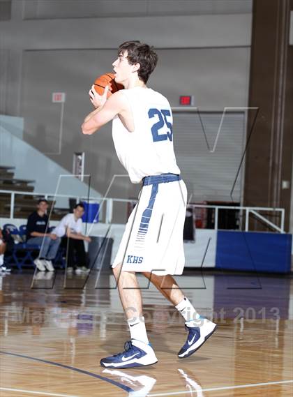 Thumbnail 2 in Kingwood vs. Strake Jesuit (McDonald's Texas Invitational) photogallery.