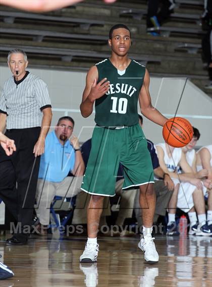 Thumbnail 3 in Kingwood vs. Strake Jesuit (McDonald's Texas Invitational) photogallery.