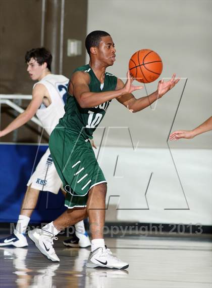 Thumbnail 2 in Kingwood vs. Strake Jesuit (McDonald's Texas Invitational) photogallery.
