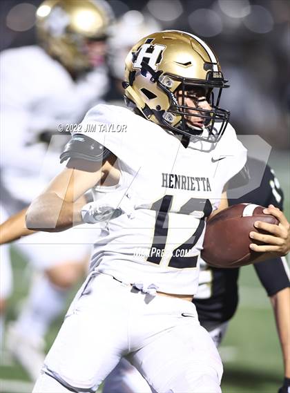 Thumbnail 3 in Comanche vs. Henrietta (UIL Bi-district playoff) photogallery.