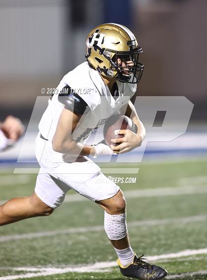 Thumbnail 2 in Comanche vs. Henrietta (UIL Bi-district playoff) photogallery.