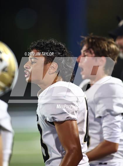 Thumbnail 1 in Comanche vs. Henrietta (UIL Bi-district playoff) photogallery.