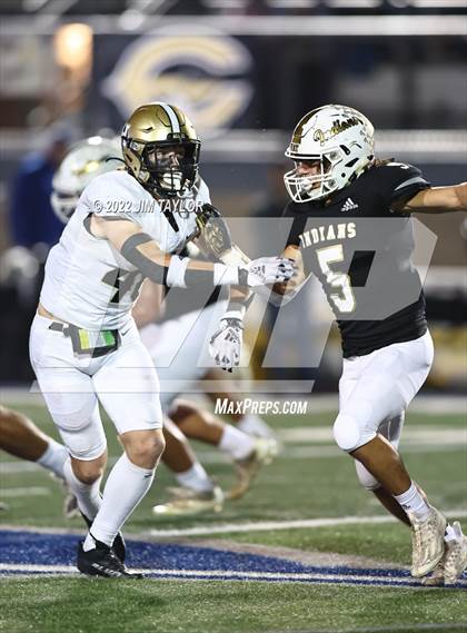 Thumbnail 1 in Comanche vs. Henrietta (UIL Bi-district playoff) photogallery.