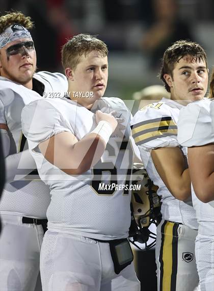 Thumbnail 2 in Comanche vs. Henrietta (UIL Bi-district playoff) photogallery.