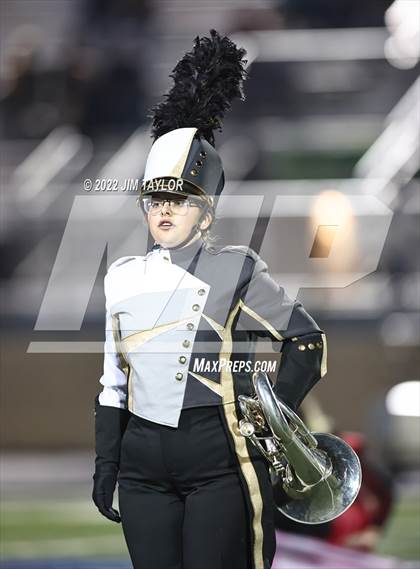 Thumbnail 2 in Comanche vs. Henrietta (UIL Bi-district playoff) photogallery.