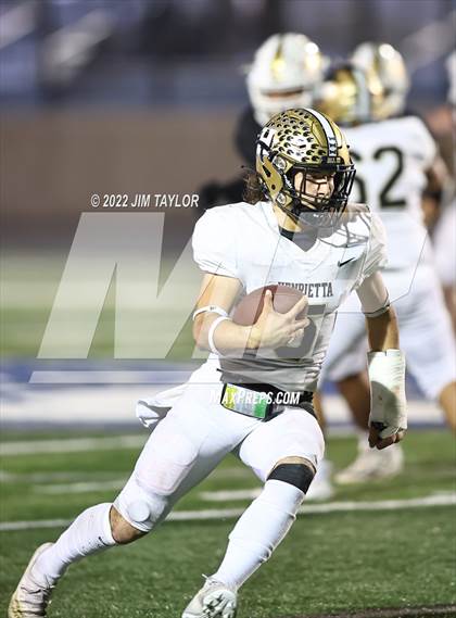 Thumbnail 1 in Comanche vs. Henrietta (UIL Bi-district playoff) photogallery.