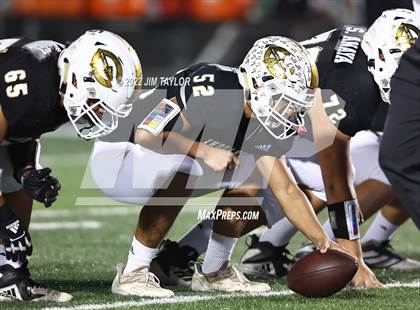 Thumbnail 2 in Comanche vs. Henrietta (UIL Bi-district playoff) photogallery.
