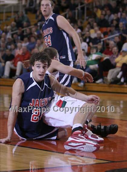 Thumbnail 1 in Jamestown vs North Tonawanda (Section VI Class AA Semifinal) photogallery.
