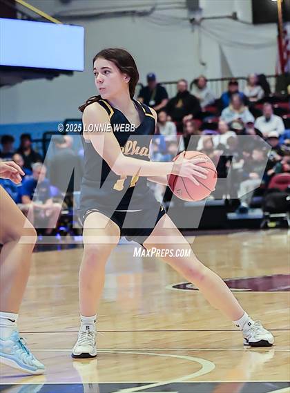 Thumbnail 2 in Pelham Memorial vs. Ardsley (NYSPHSAA Section 1 Class A Final) photogallery.