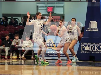 Thumbnail 3 in Pelham Memorial vs. Ardsley (NYSPHSAA Section 1 Class A Final) photogallery.