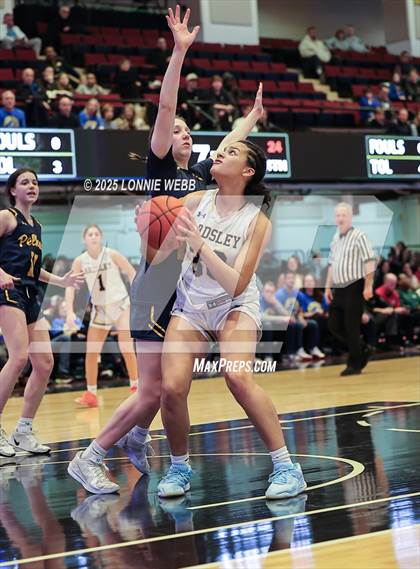Thumbnail 2 in Pelham Memorial vs. Ardsley (NYSPHSAA Section 1 Class A Final) photogallery.