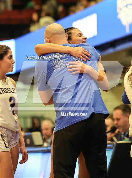 Thumbnail 1 in Pelham Memorial vs. Ardsley (NYSPHSAA Section 1 Class A Final) photogallery.
