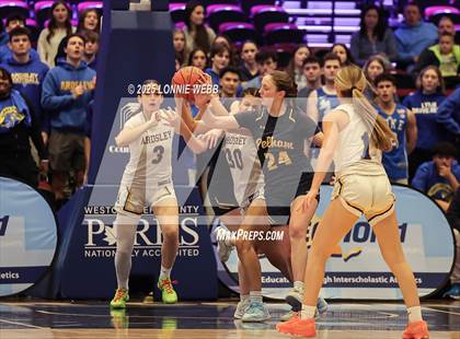 Thumbnail 2 in Pelham Memorial vs. Ardsley (NYSPHSAA Section 1 Class A Final) photogallery.