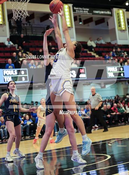 Thumbnail 1 in Pelham Memorial vs. Ardsley (NYSPHSAA Section 1 Class A Final) photogallery.