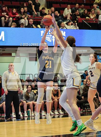 Thumbnail 1 in Pelham Memorial vs. Ardsley (NYSPHSAA Section 1 Class A Final) photogallery.