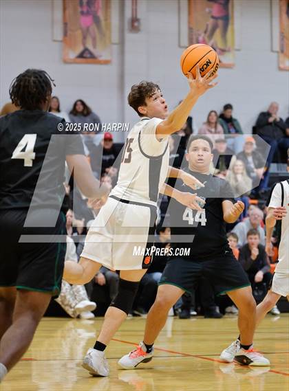 Thumbnail 2 in Hug @ Douglas photogallery.